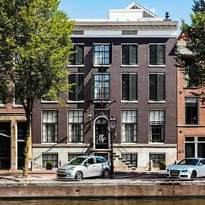 ***** Hotel 717 Nederland