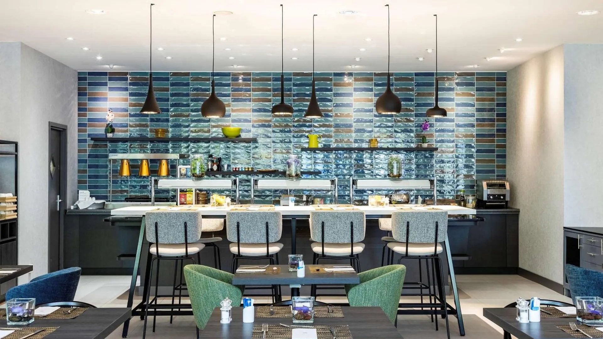 Nh Luxembourg Airport Hotel Niederanven 4*,