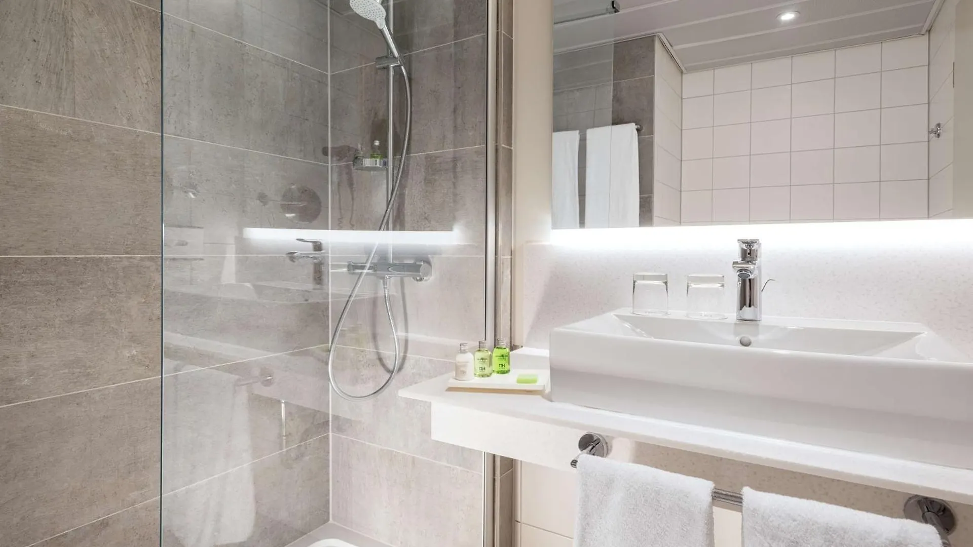Nh Luxembourg Airport Hotel Niederanven