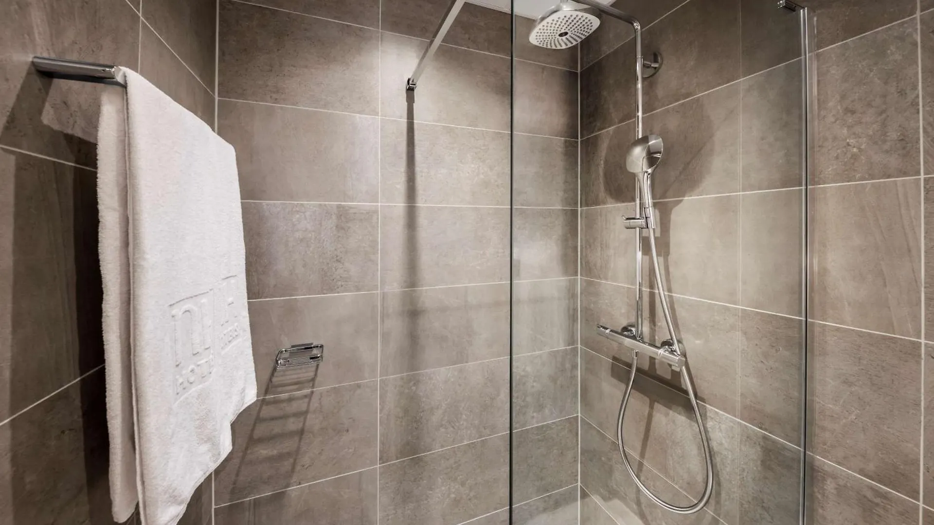 Hotel Nh Luxembourg Airport Niederanven