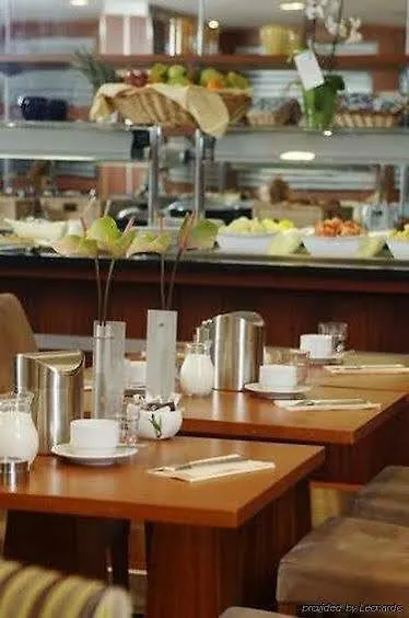 Nh Luxembourg Airport Hotel Niederanven 4*,